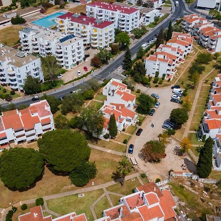 2 Bdr Vilamoura Escape W Balcony By Lovelystay Quarteira Exterior foto