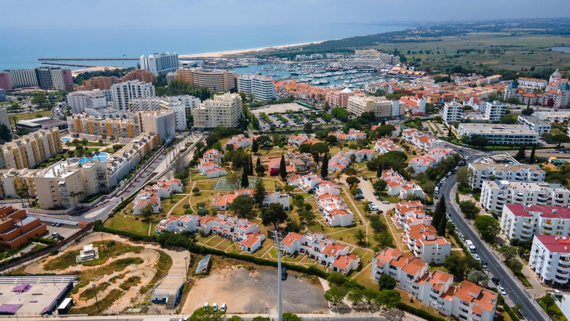2 Bdr Vilamoura Escape W Balcony By Lovelystay Quarteira Exterior foto